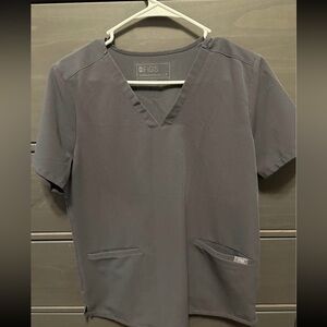 Women’s FIGS Charcoal Three Pocket Scrub Top